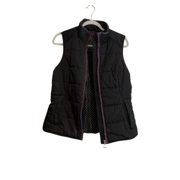Ariat Black Soft Shell Fitted Polyester Full Zip Outdoors Puffy Vest Size Medium - Picture 1 of 16